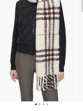 Burberry Boucle Scarf
